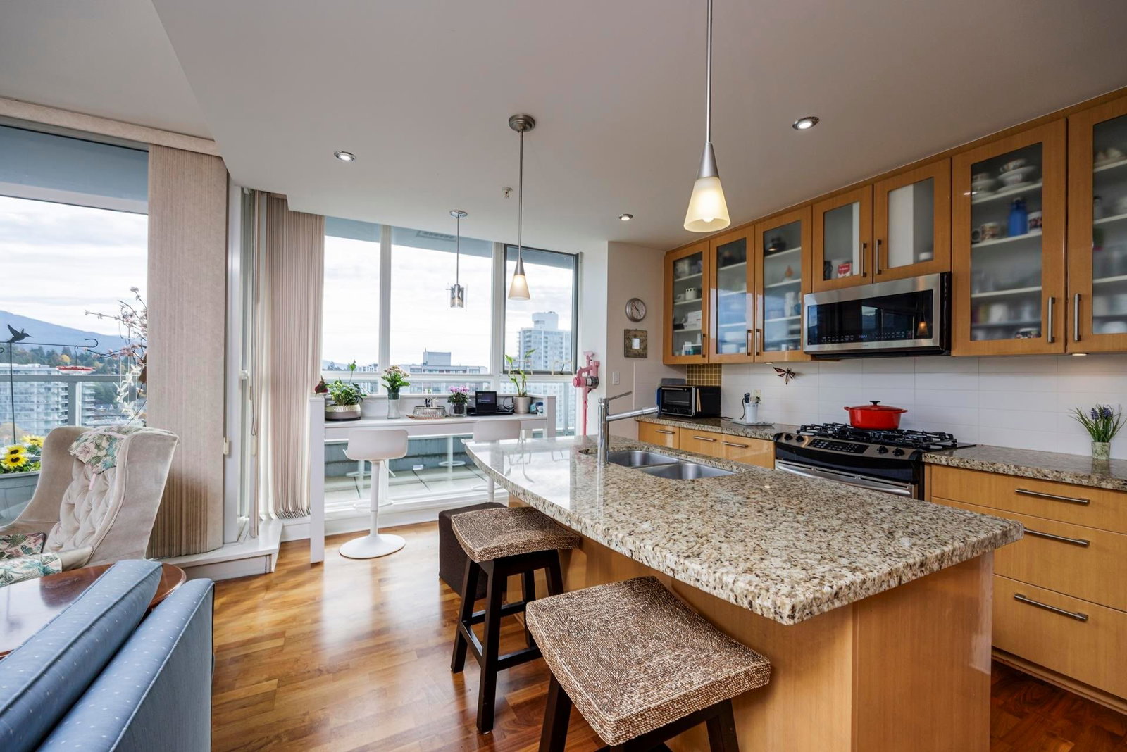 Listing Image 15