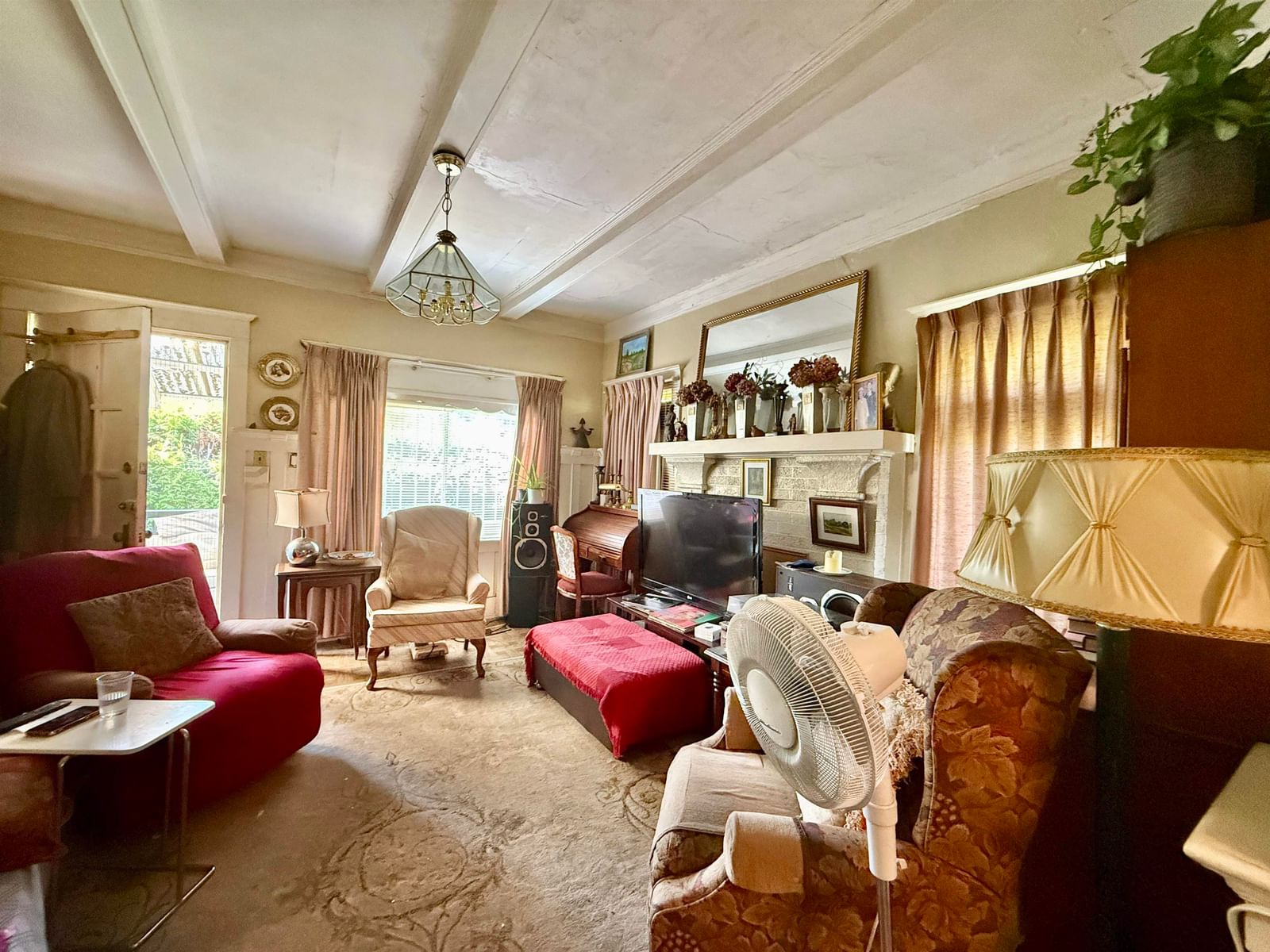 Listing Image 3
