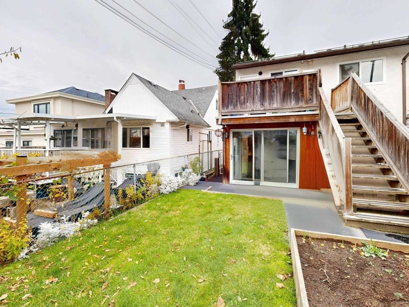 Listing Image 10