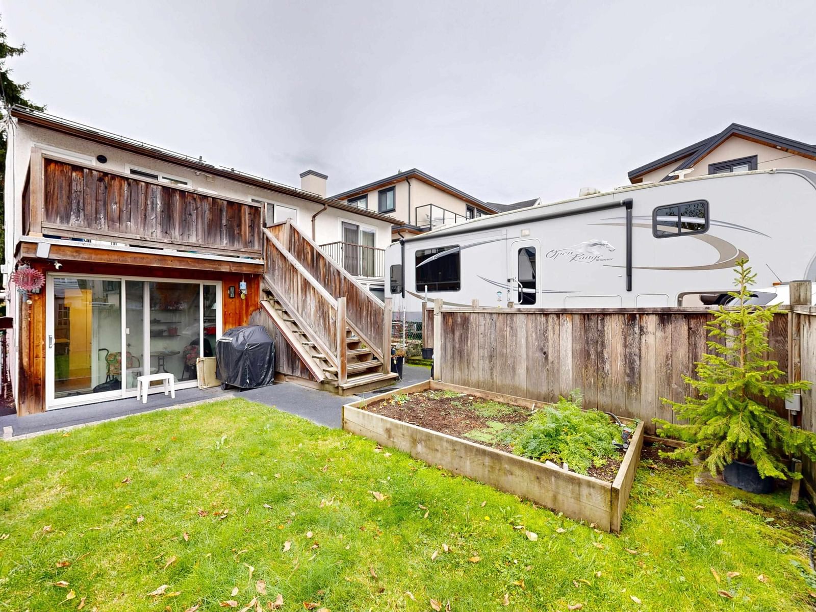 Listing Image 15
