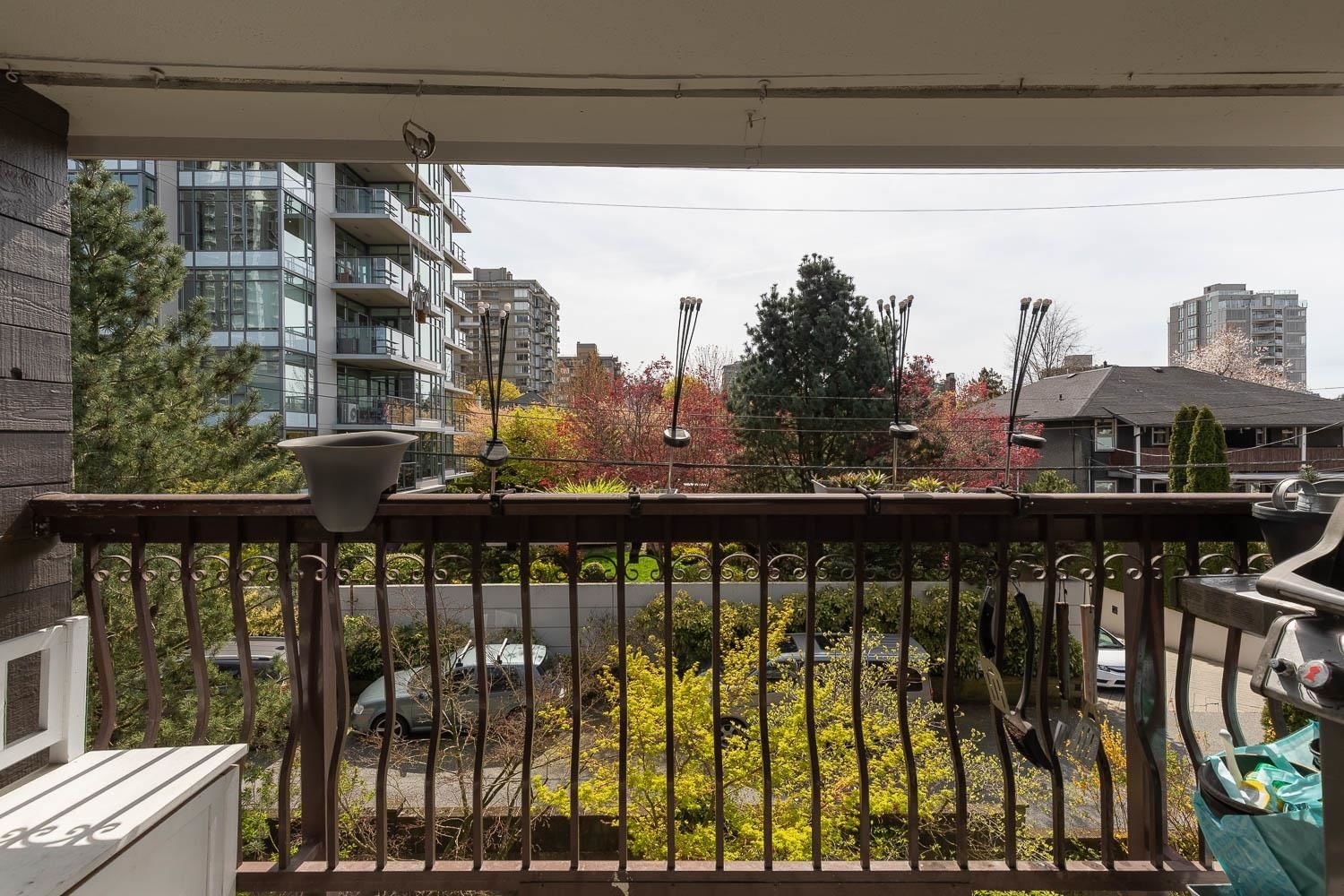 Listing Image 17