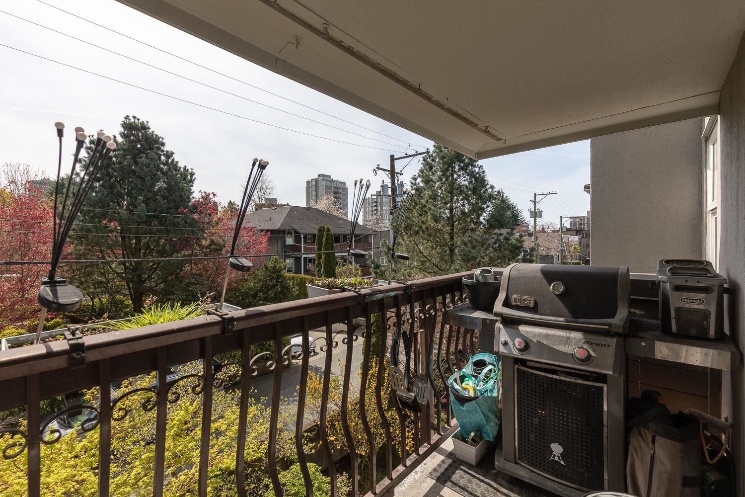 Listing Image 18