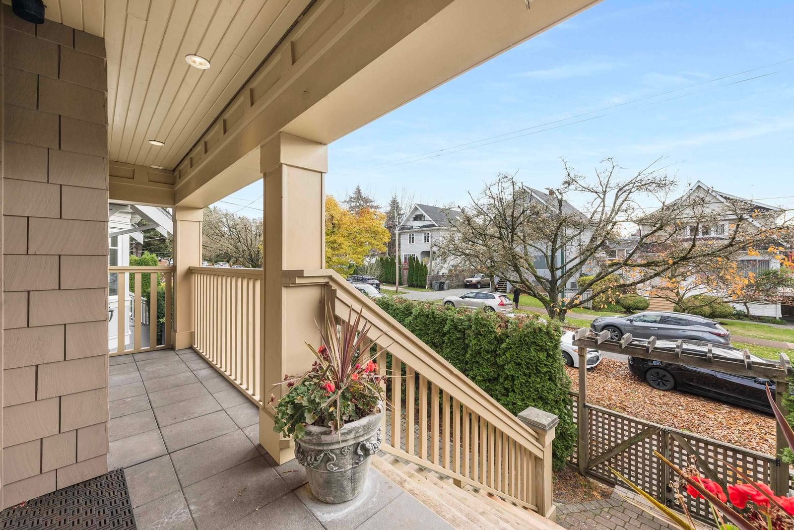 Listing Image 18