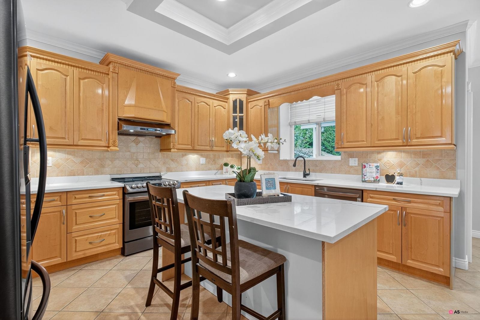 Listing Image 13
