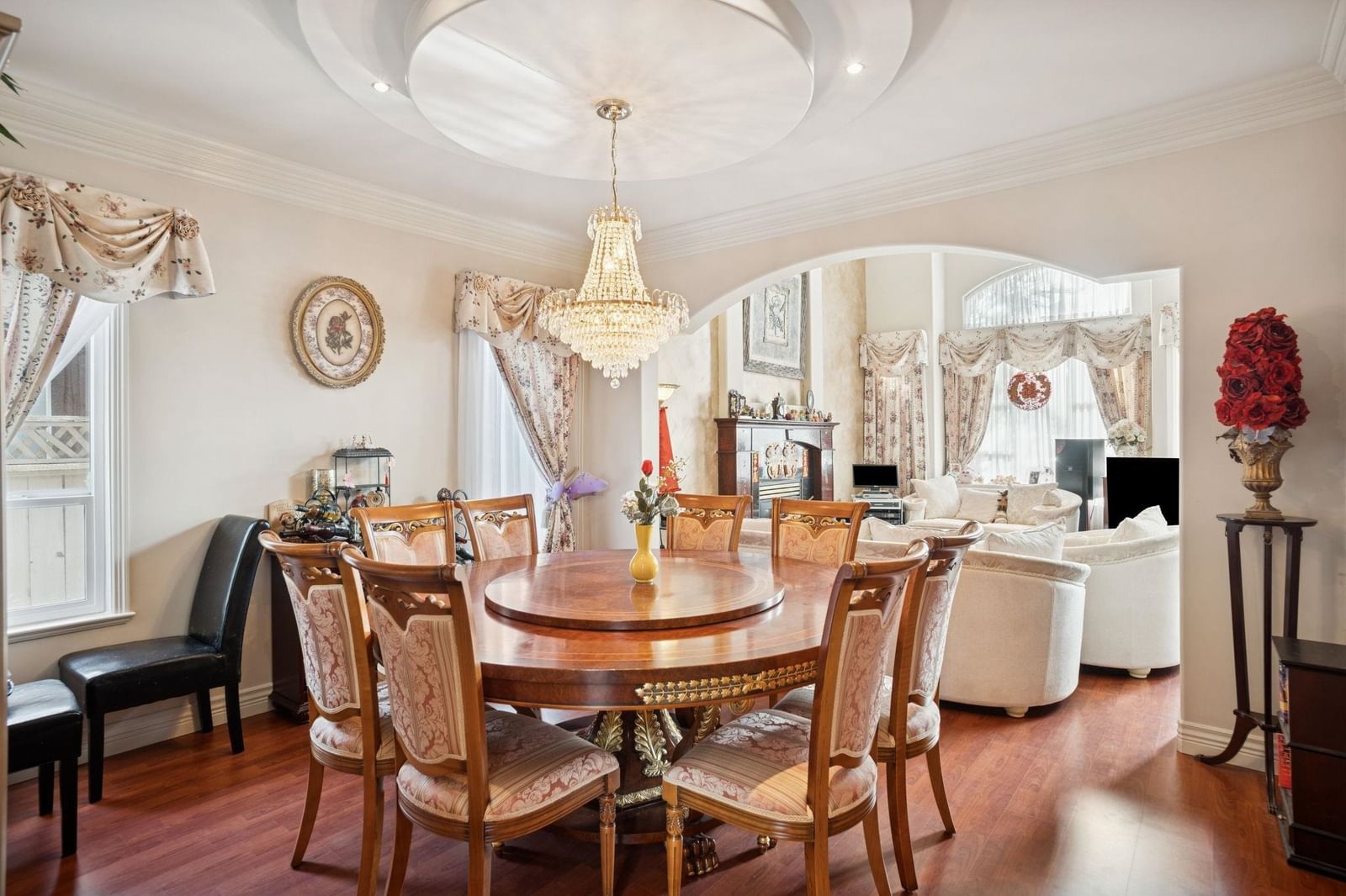Listing Image 10