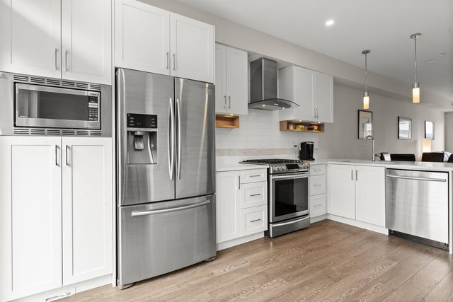 157 - 1894 Osprey Drive