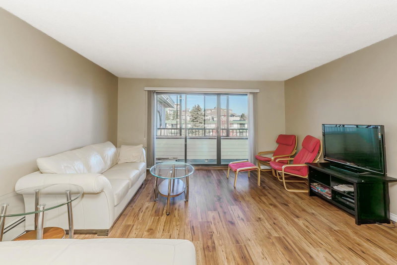 306 - 20460 54 Avenue