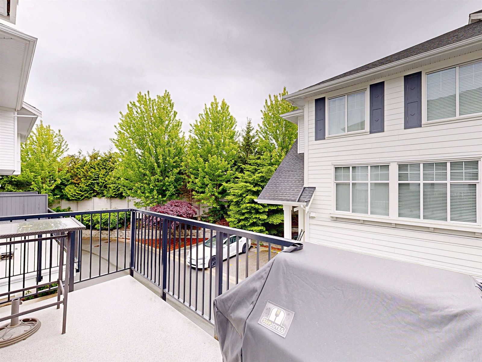 Listing Image 28