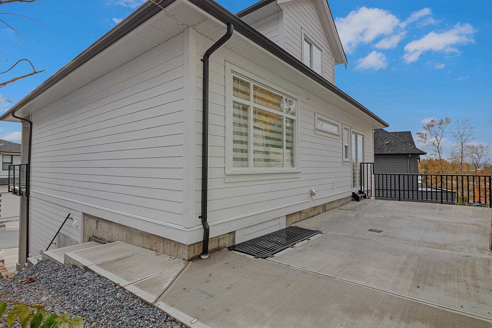 Listing Image 37