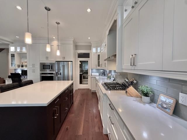 Listing Image 14