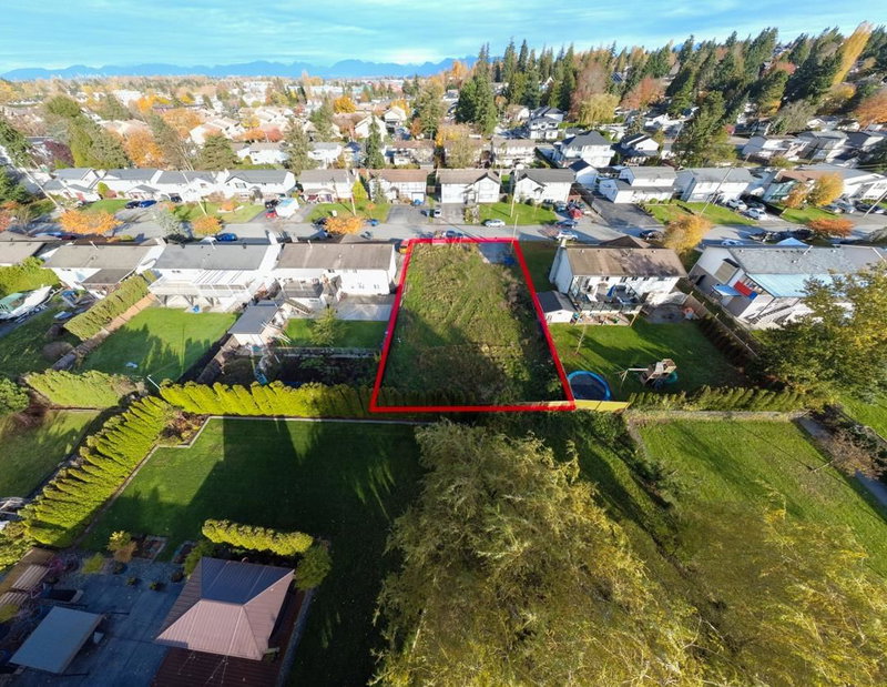 17884 57a Avenue, Surrey, V3S 1J4 | Image 3