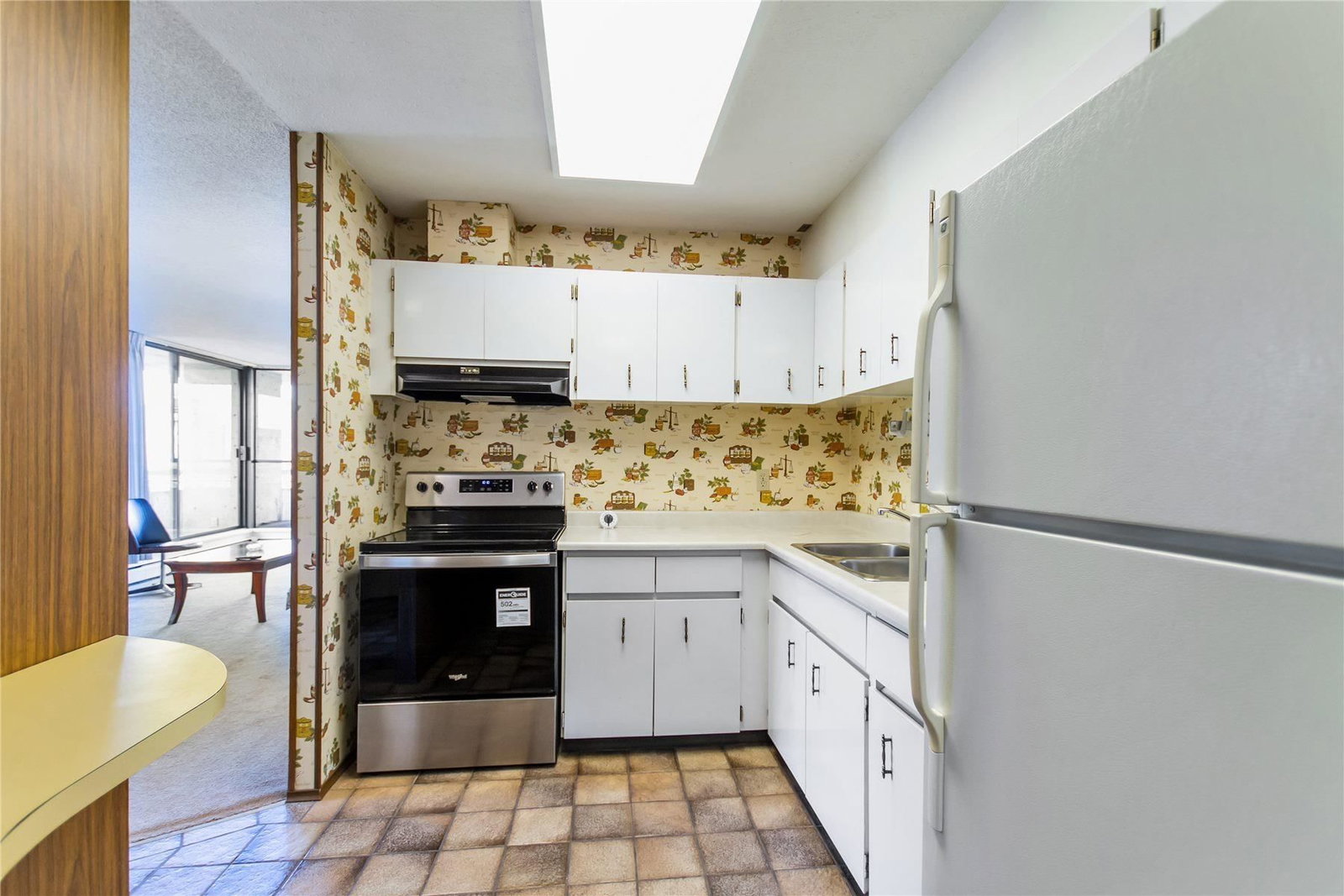Listing Image 10