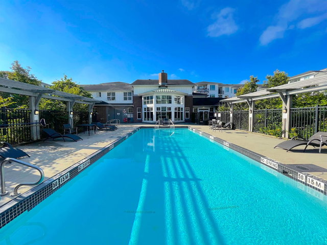 425 - 9399 Odlin Road