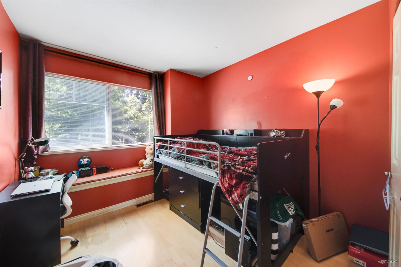 Listing Image 13