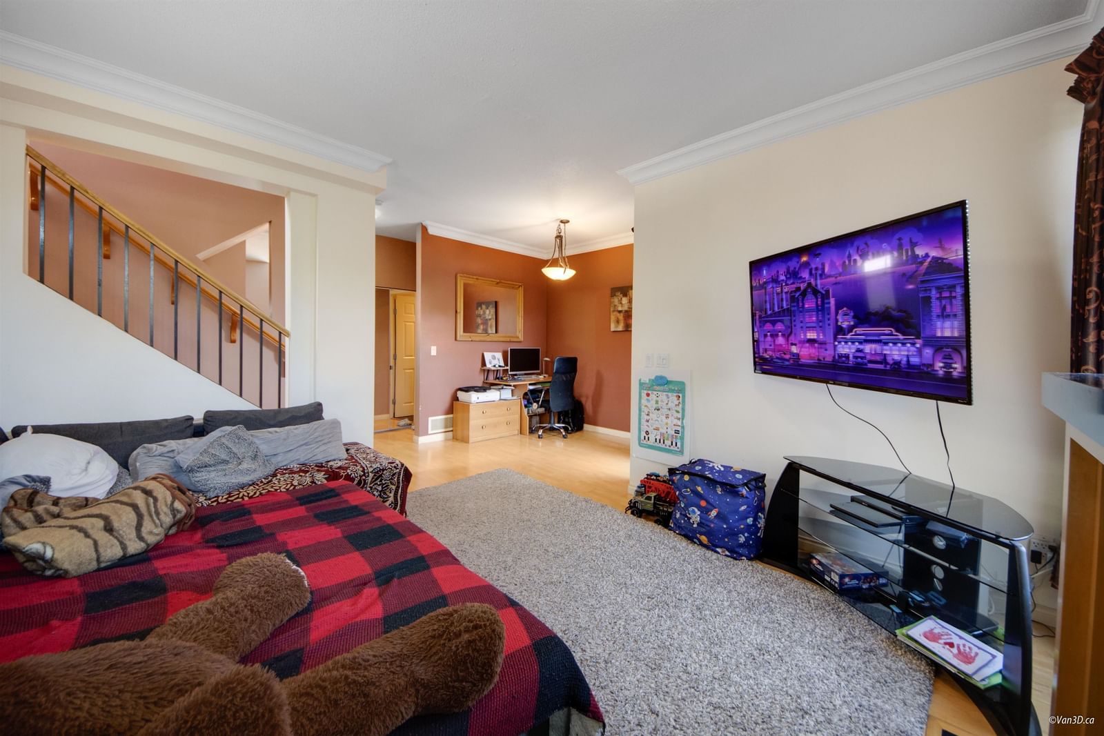 Listing Image 9