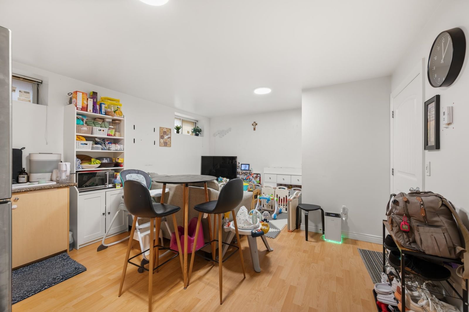 Listing Image 33