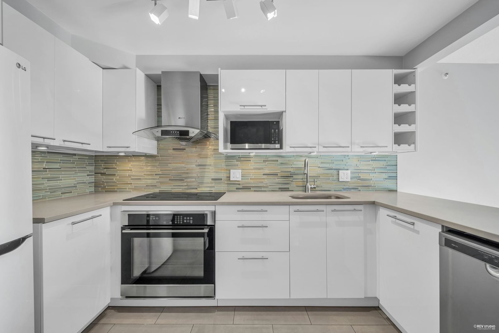 Listing Image 18