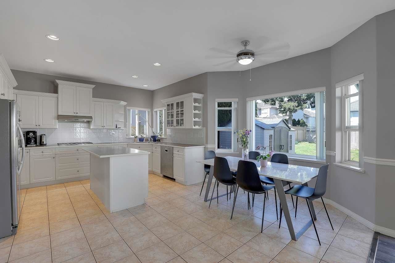 Listing Image 9