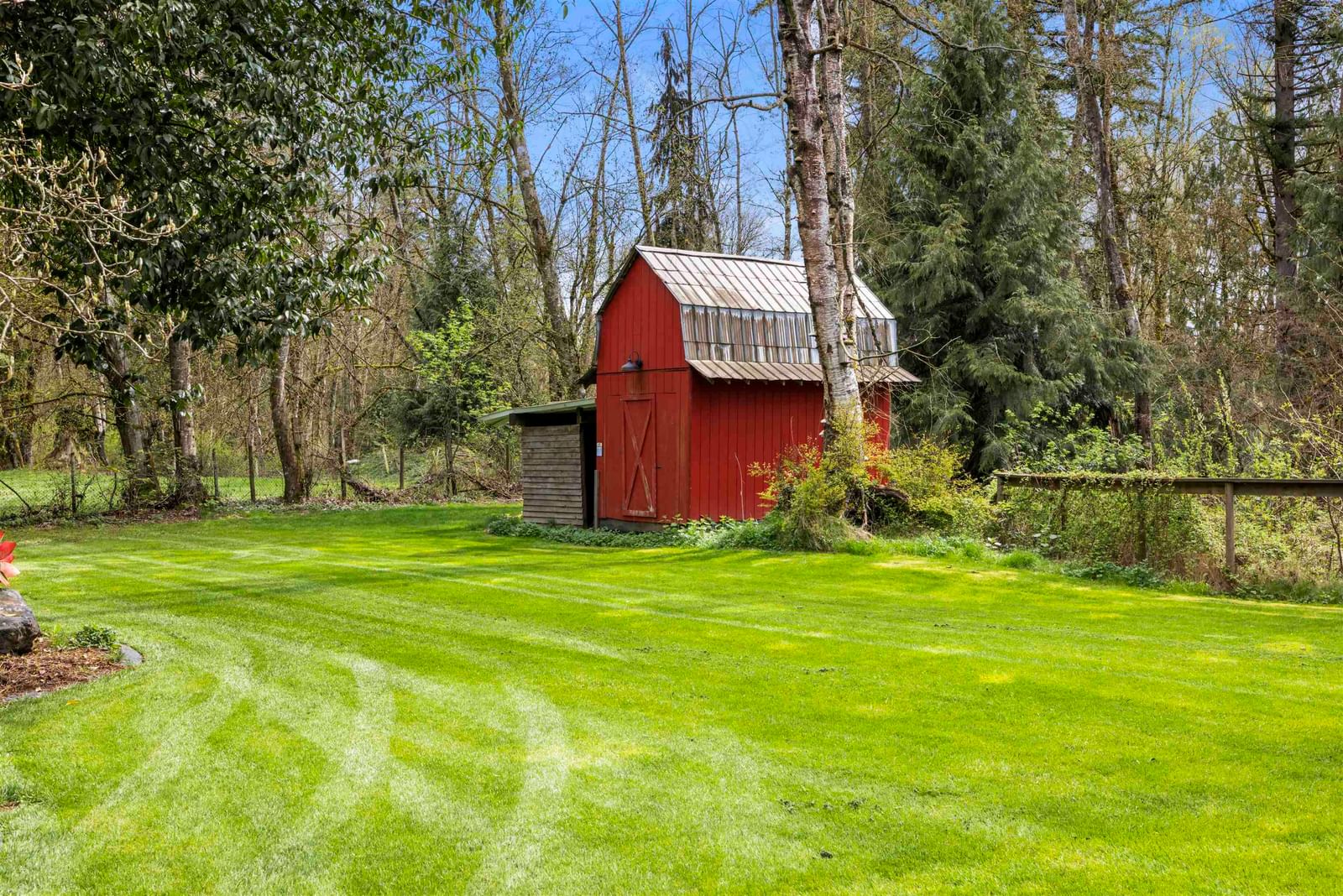 Listing Image 13