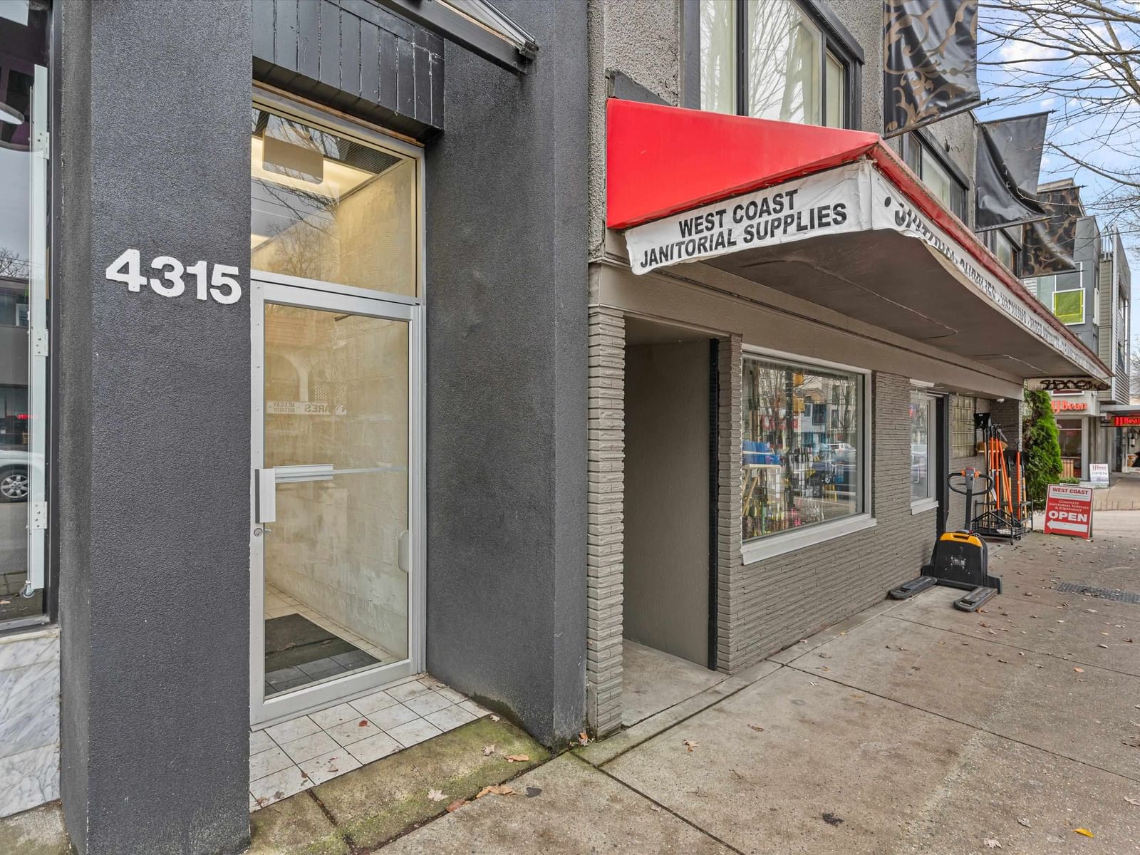 Listing Image 20