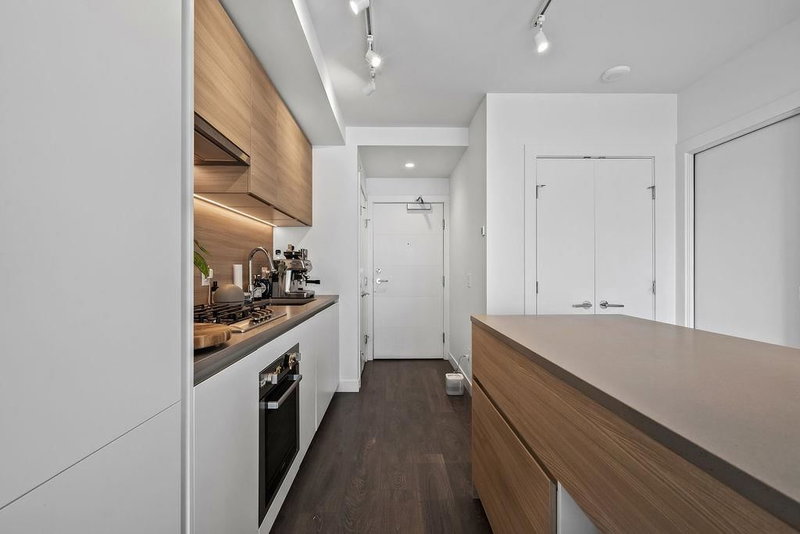 2601 - 652 Whiting Way, Coquitlam, V3J 0K3 | Image 2