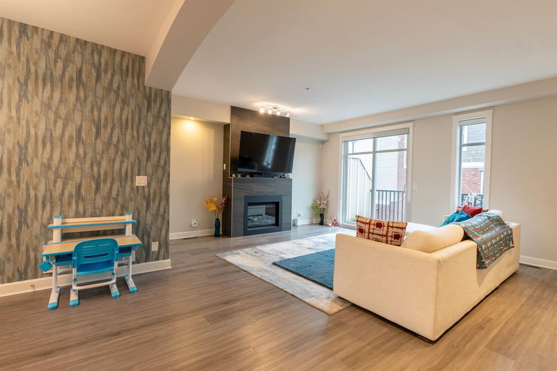 50 20738 84 Avenue, Langley, V2Y 0J6 | Image 3