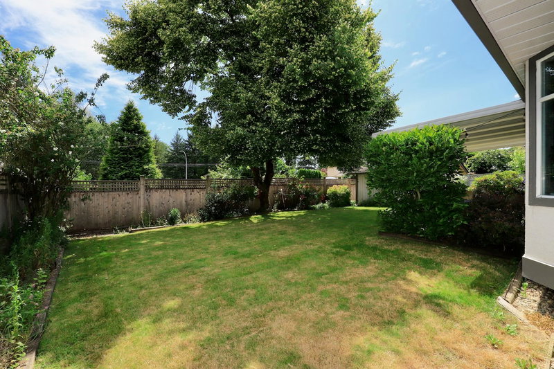 16524 84a Avenue, Surrey, V4N 3H2 | Image 3