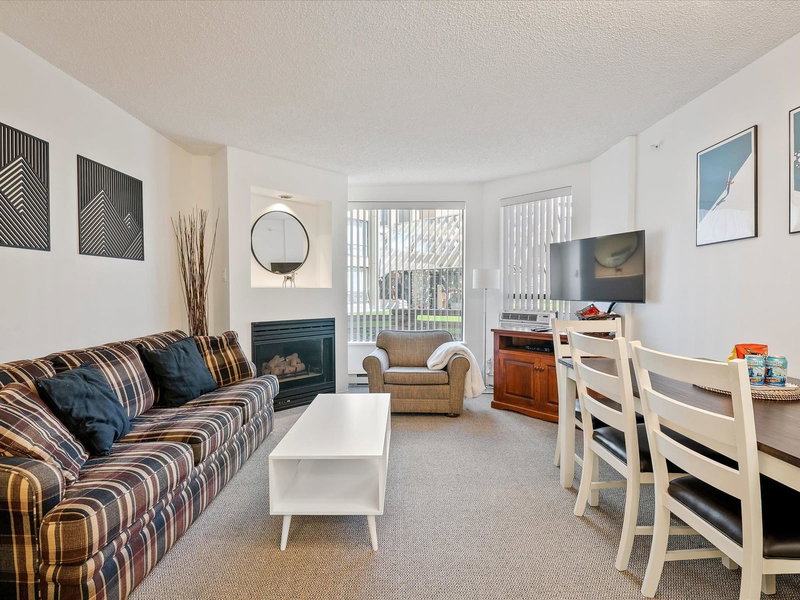 220 - 4809 Spearhead Drive, Whistler, V0N 1B4 | Image 3