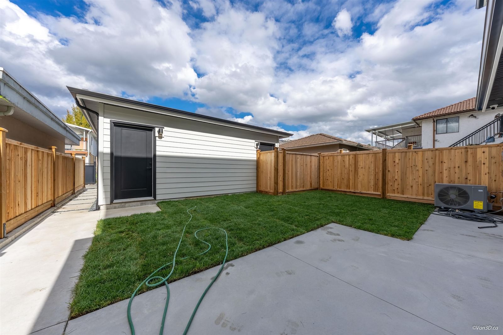 Listing Image 24