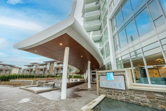 204 - 7683 Park Crescent