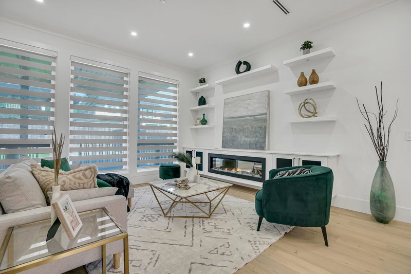 15919 Russell Avenue, White Rock, V4B 2S6 | Image 3