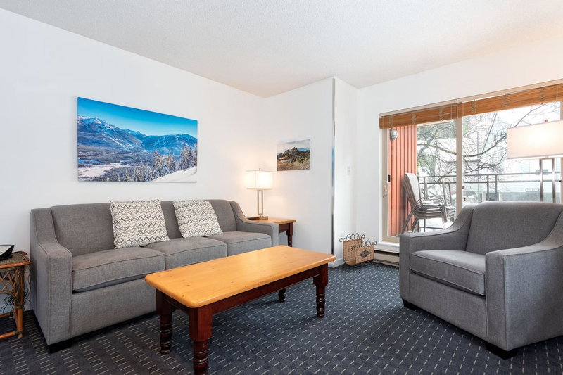 117 - 2050 Lake Placid (Week 52) Road, Whistler, V8E 0B6 | Image 3