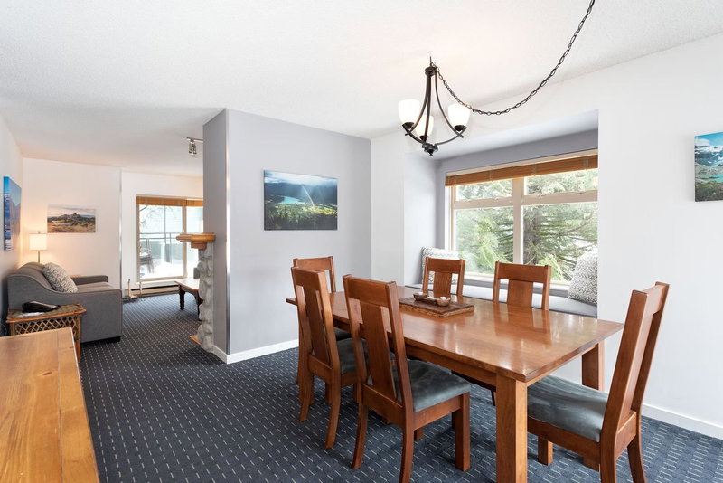 117 - 2050 Lake Placid(Week 51) Road, Whistler, V8E 0B6 | Image 3