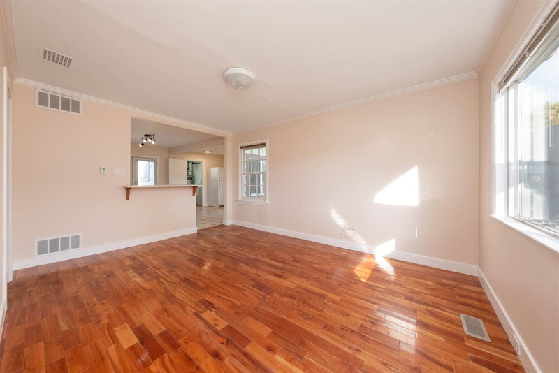 3211 Catalina Crescent, Richmond, V7B 1E3 | Image 2