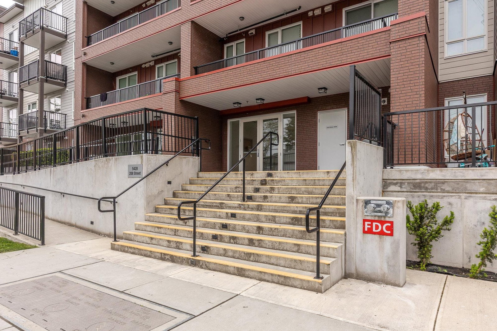 Listing Image 37