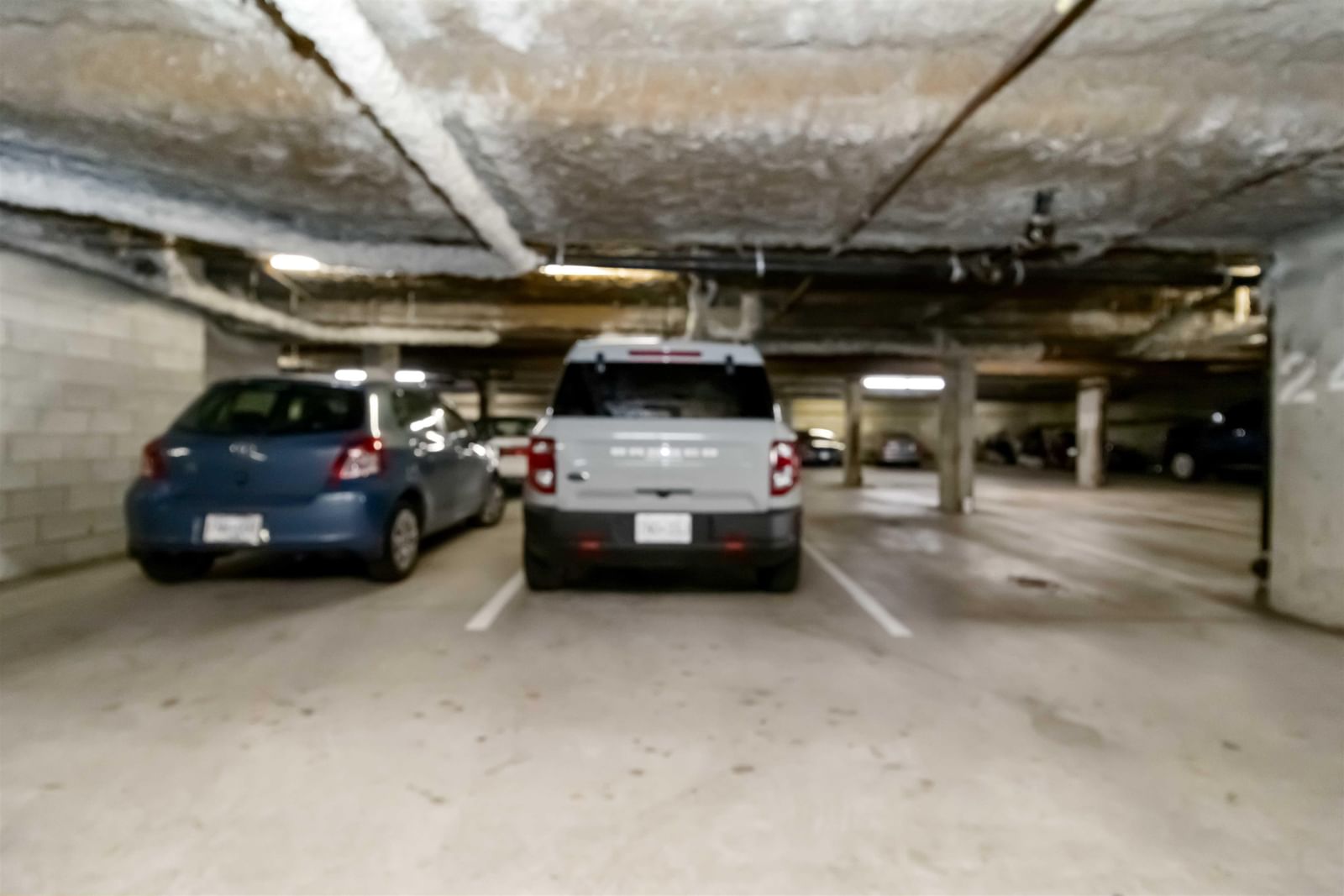 Listing Image 18