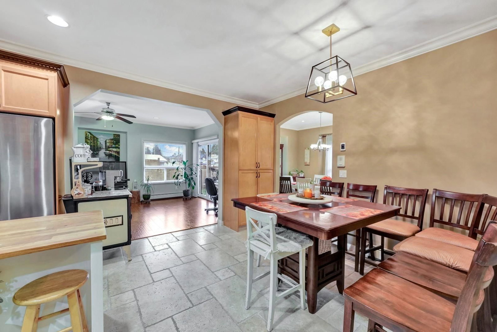 Listing Image 13