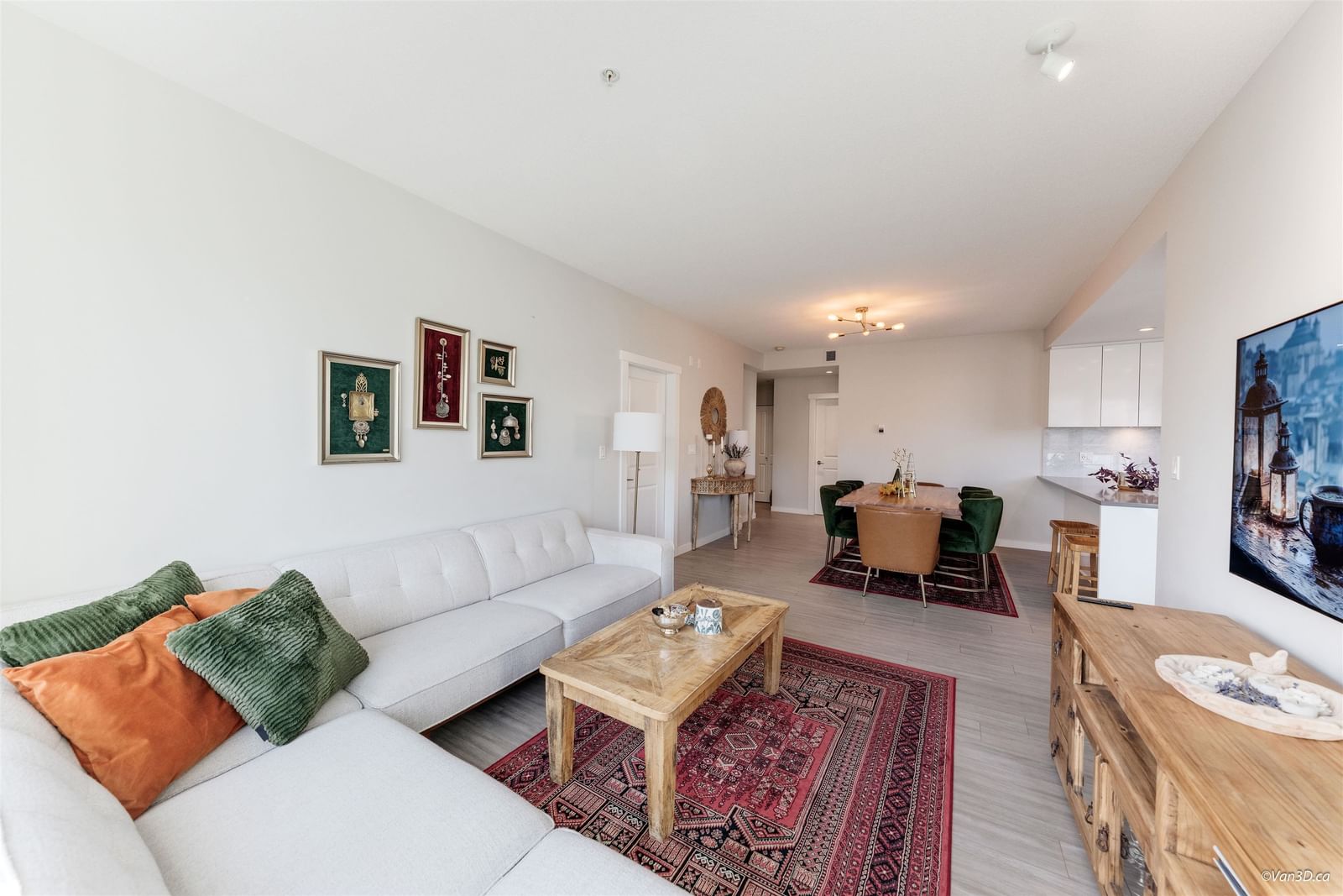 Listing Image 14