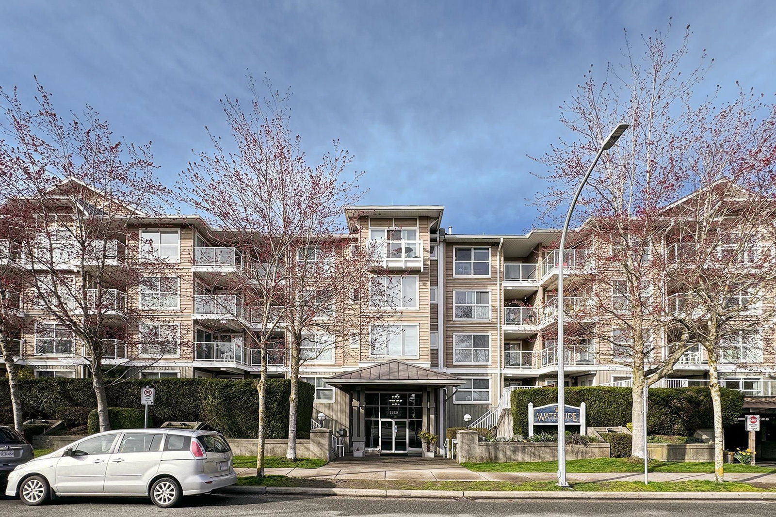 Listing Image 25