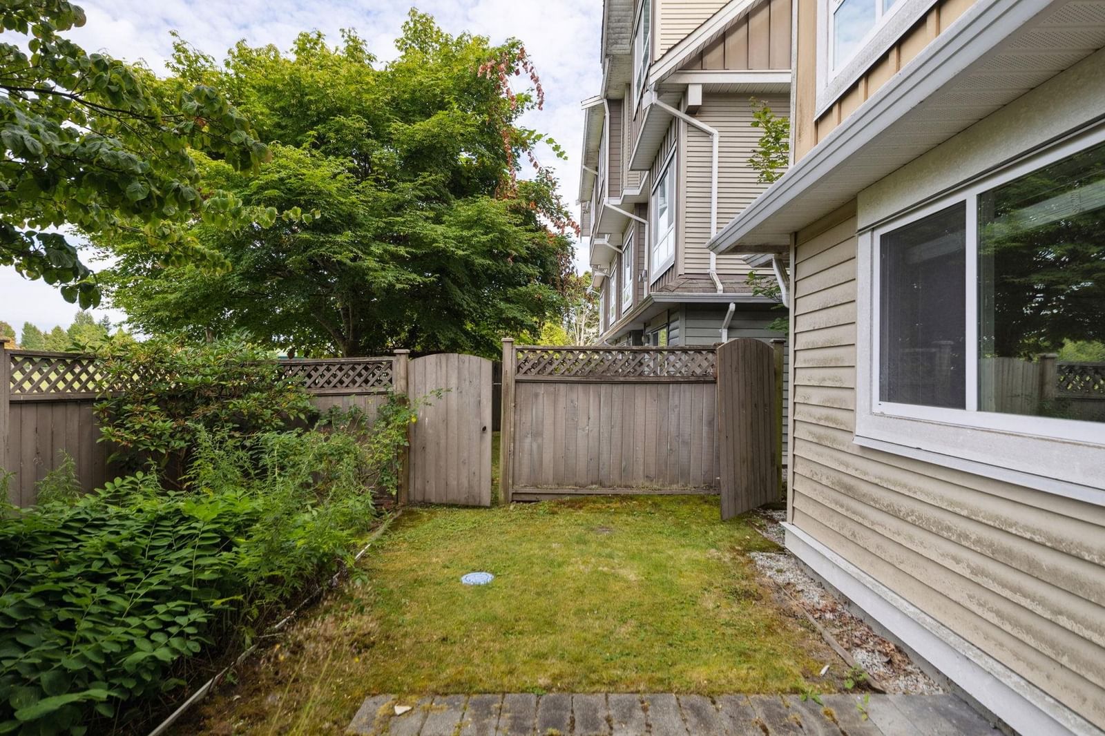 Listing Image 24
