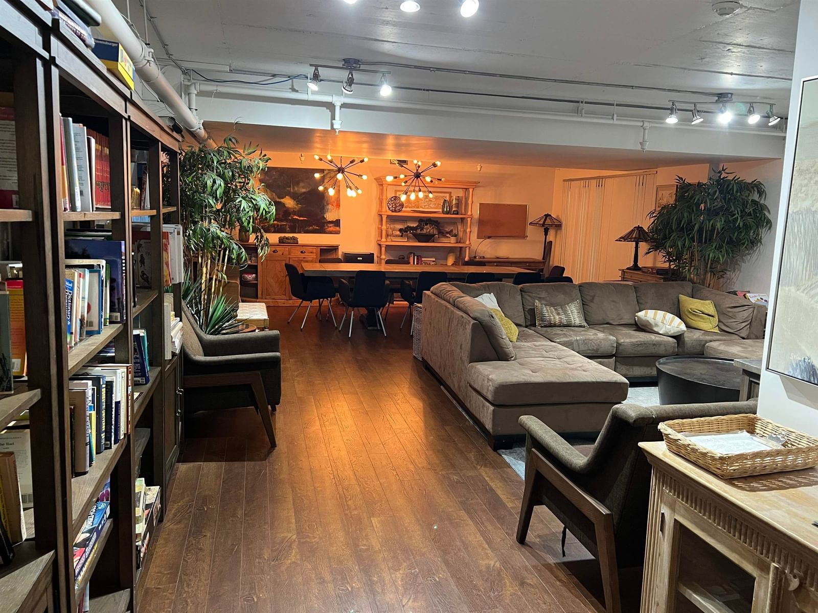 Listing Image 31