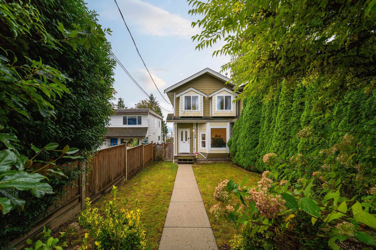 Listing Image 1