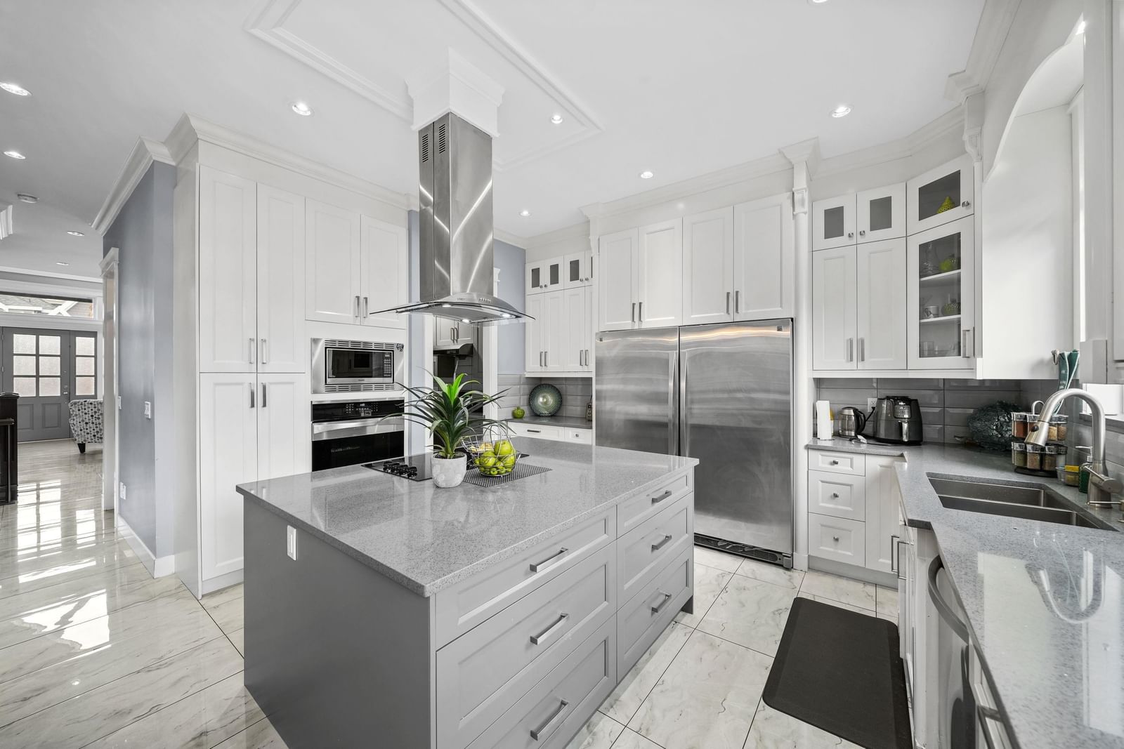 Listing Image 11