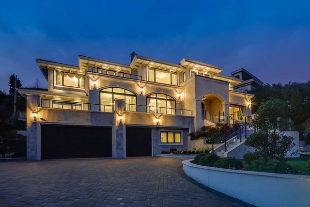 805 King Georges Way