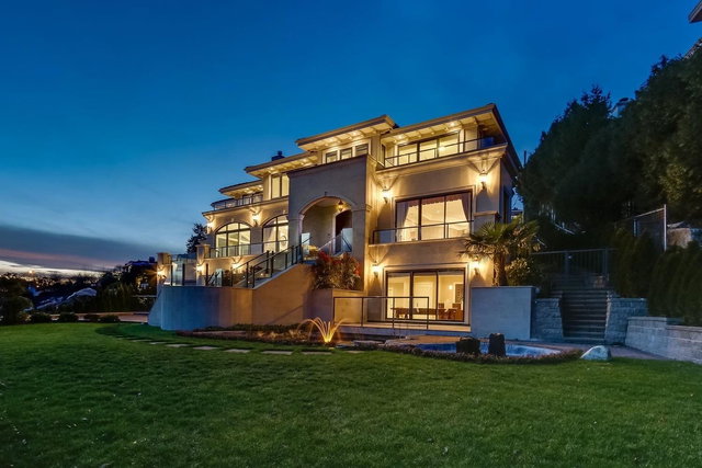 805 King Georges Way