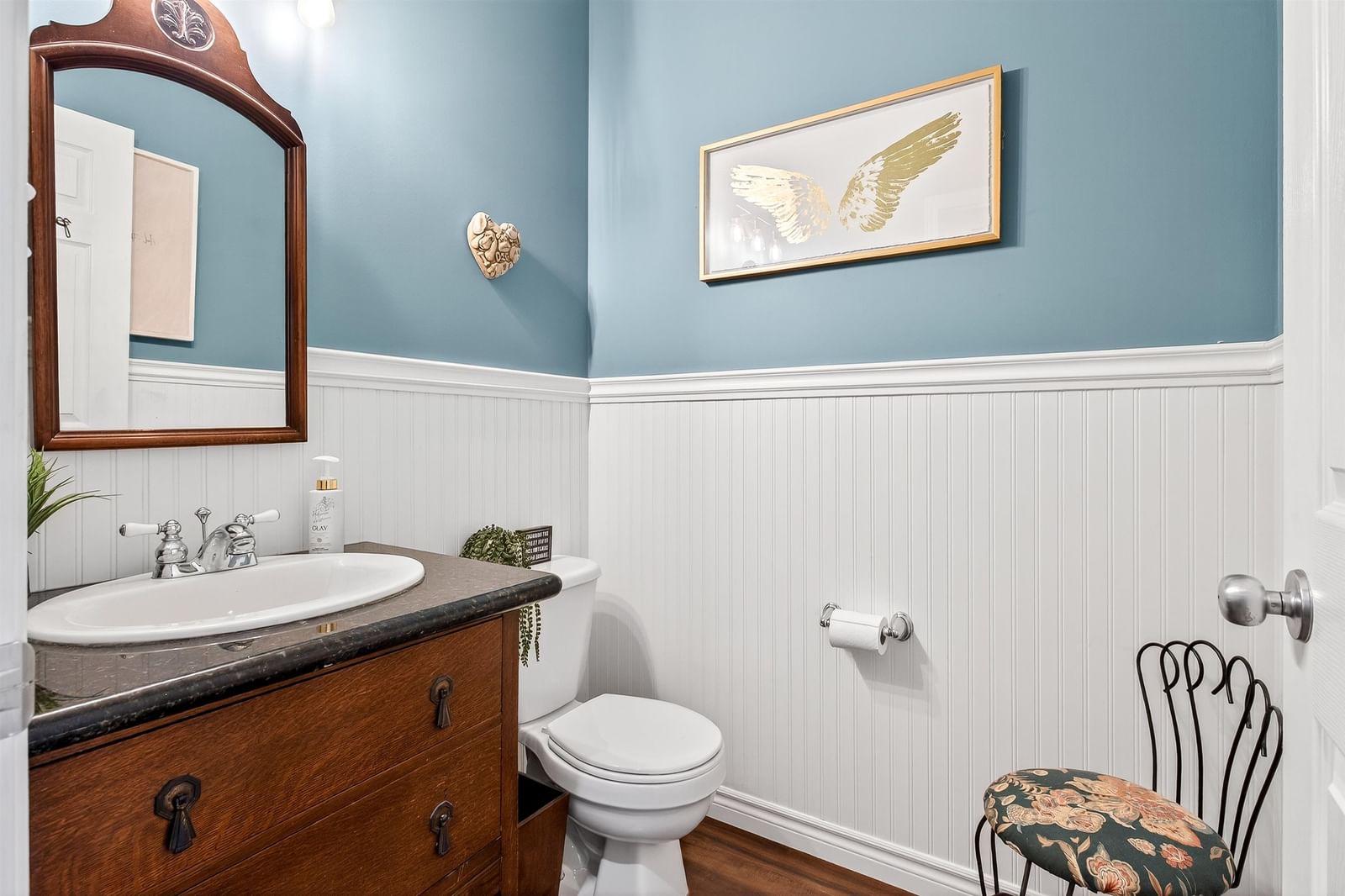 Listing Image 19