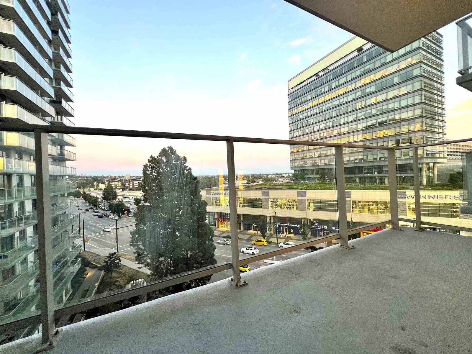 Listing Image 13