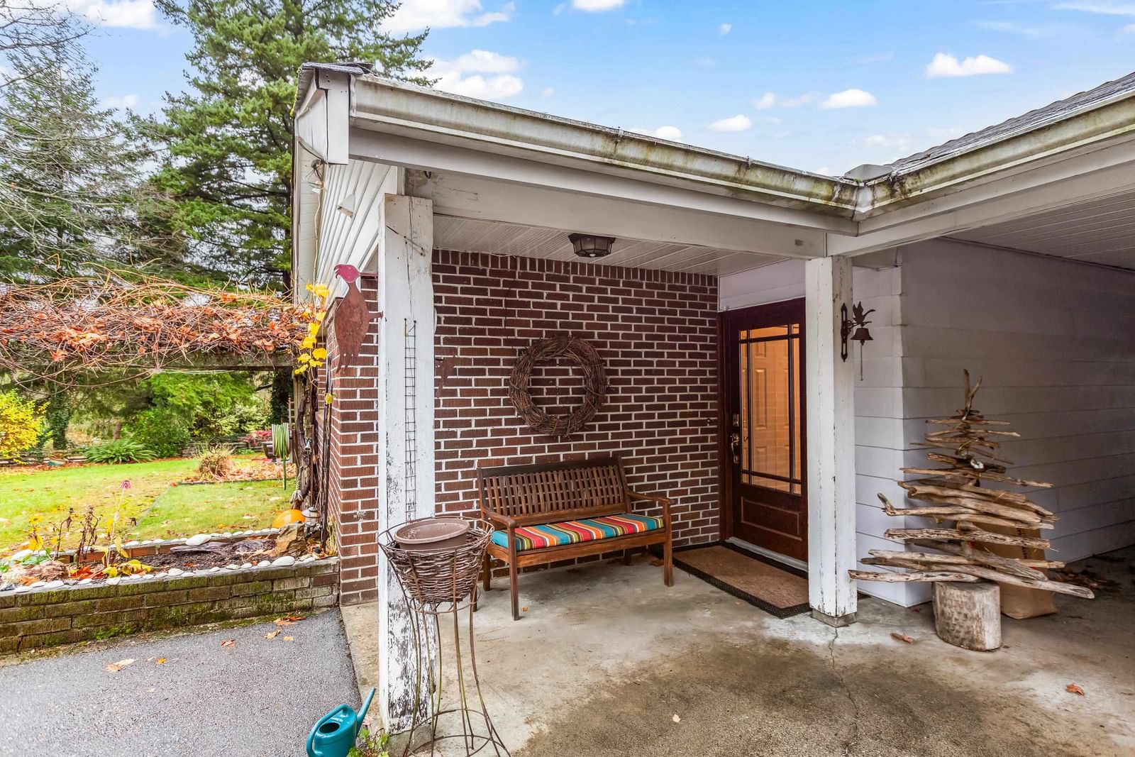 Listing Image 7