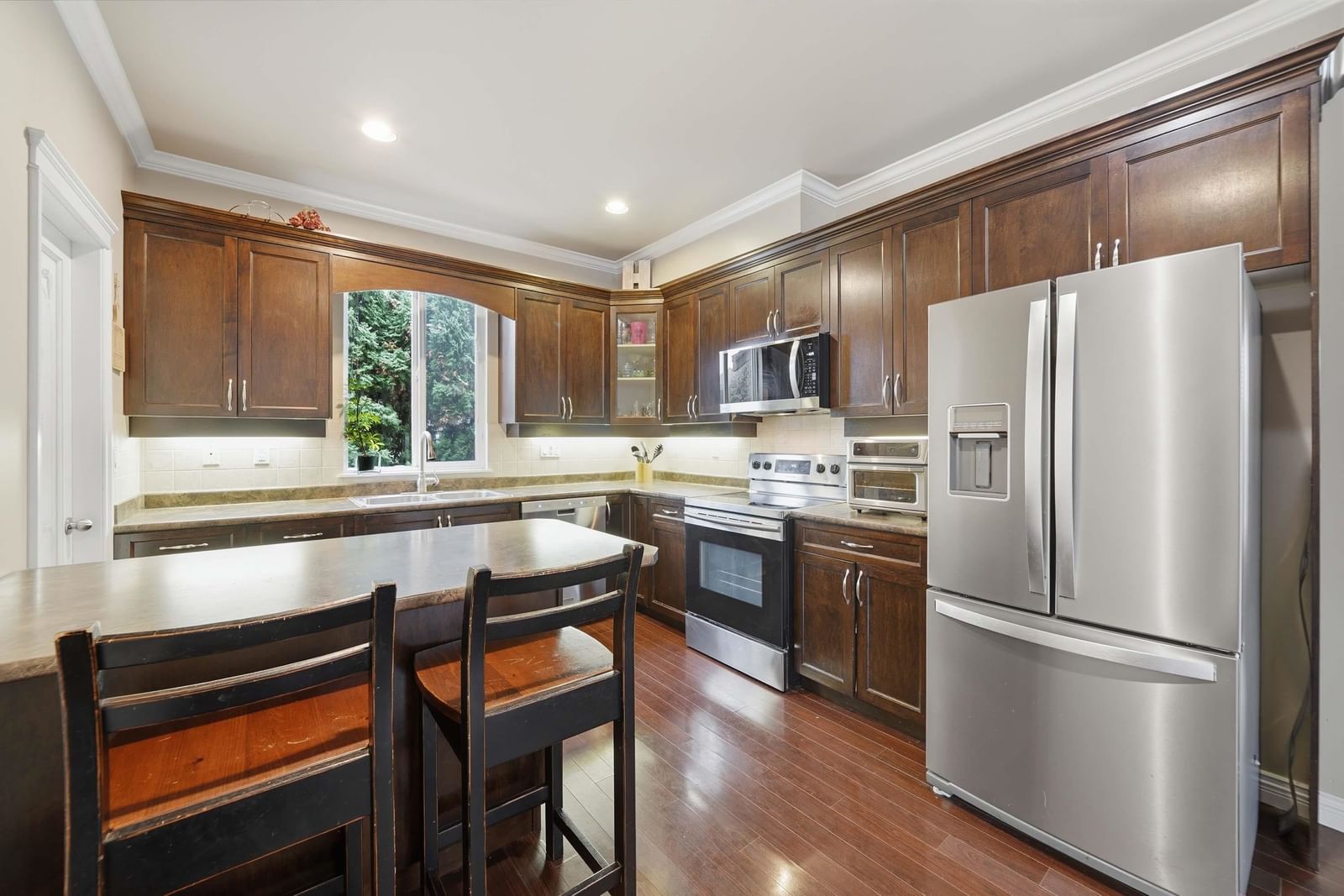 Listing Image 9