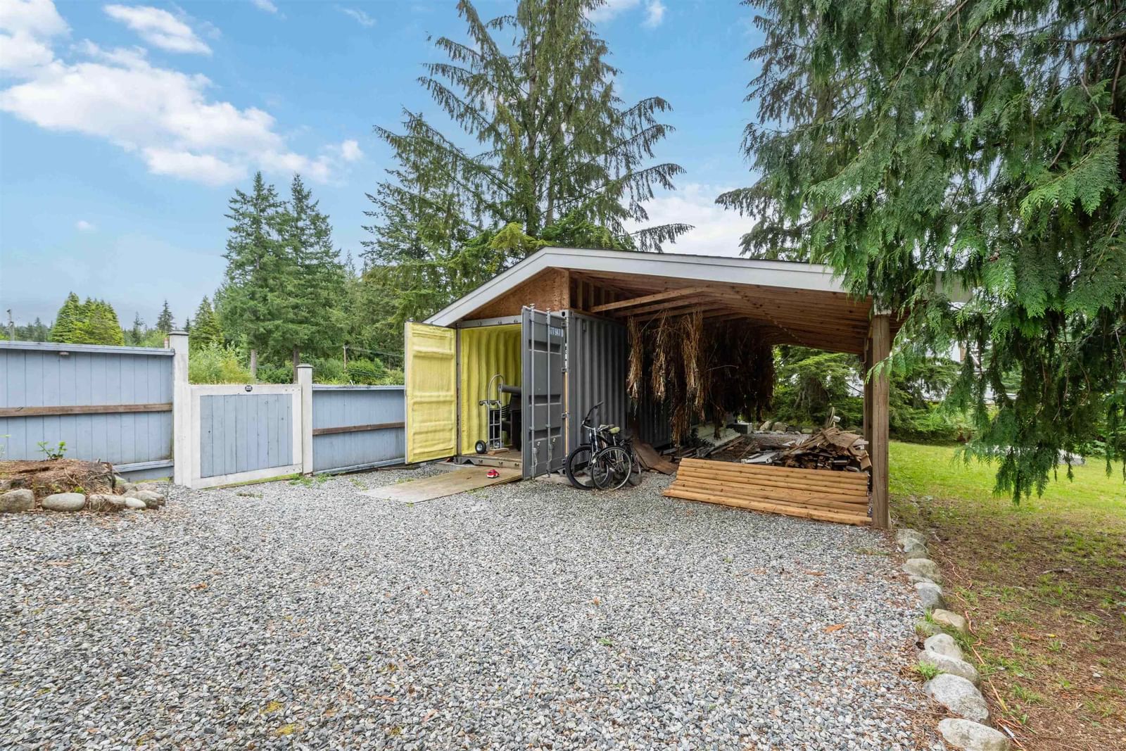 Listing Image 13